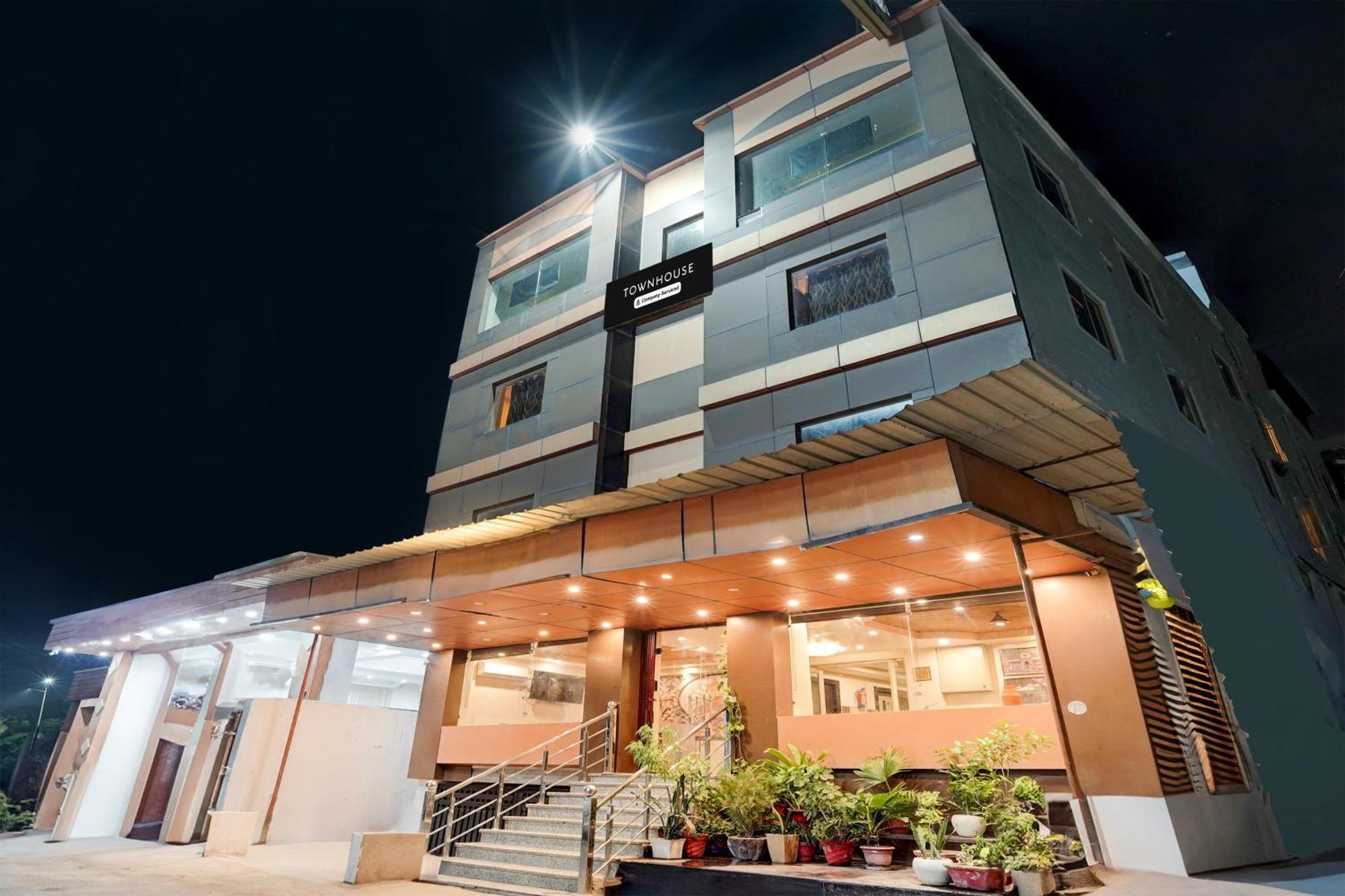 Отель Super Townhouse Haridwar Near Har Ki Pauri Экстерьер фото