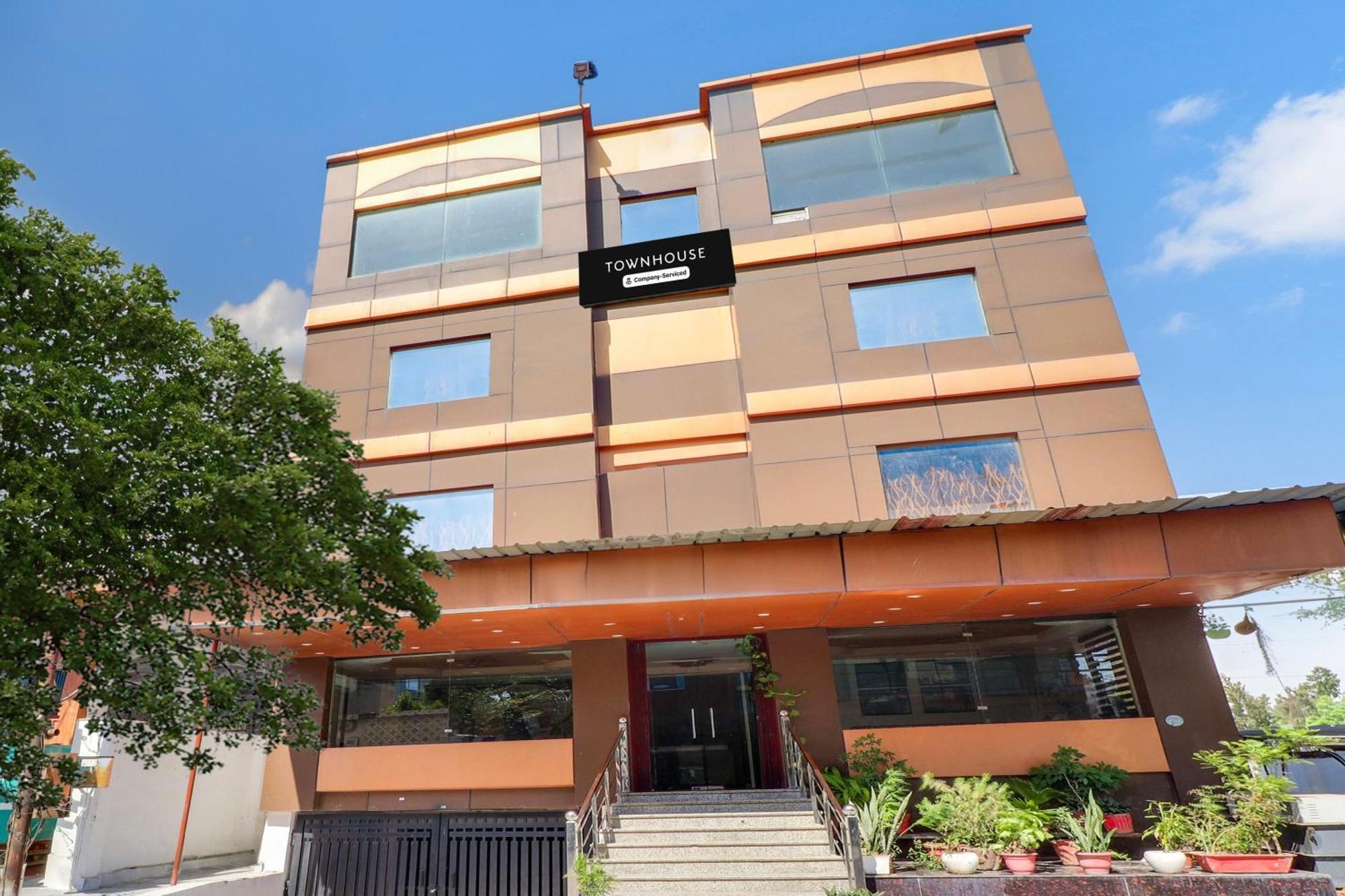 Отель Super Townhouse Haridwar Near Har Ki Pauri Экстерьер фото